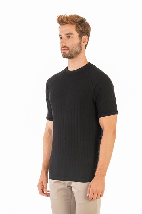 Camiseta Manga Curta Regular Raglan Listrada Giorno Fideli - Preto